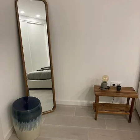 Queen - - Lourinha Santa Barbara (Lisbon)