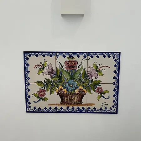 Queen - - Lourinha Villa *