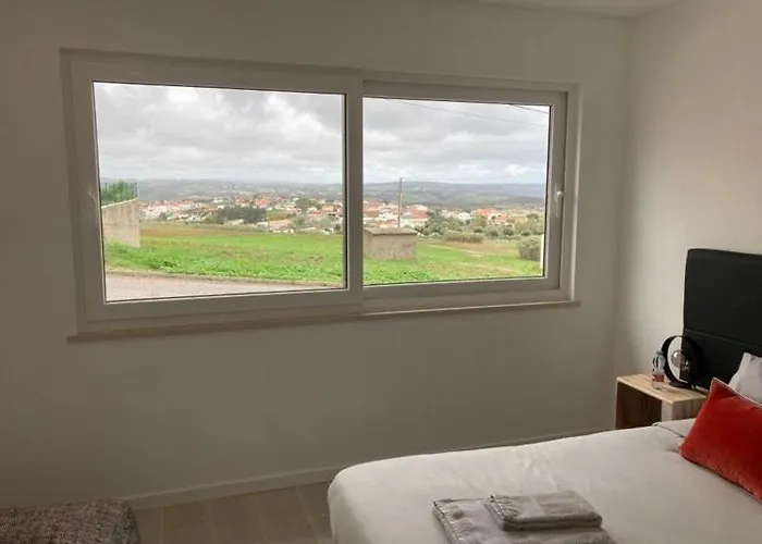 Queen - - Lourinha 别墅 *